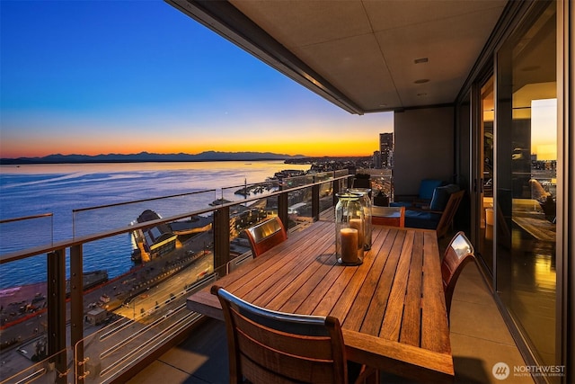 99 Union St Unit 1601, Seattle, WA 98101 - balcony with a water view