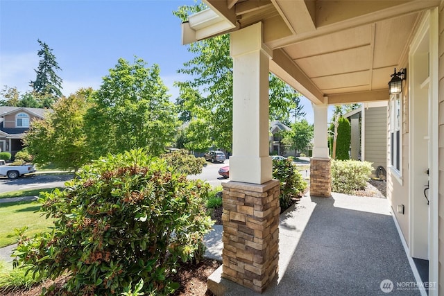 2309 43rd Ave SE, Puyallup, WA 98374 - view of covered porch