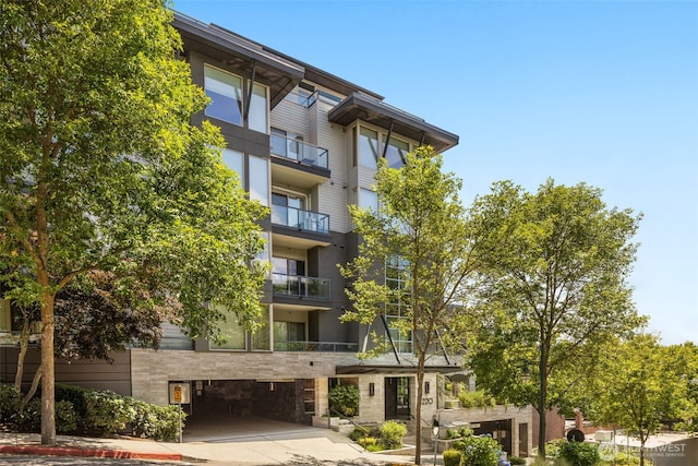 220 1st St Unit 204, Kirkland, WA 98033 - view of apartment building / complex