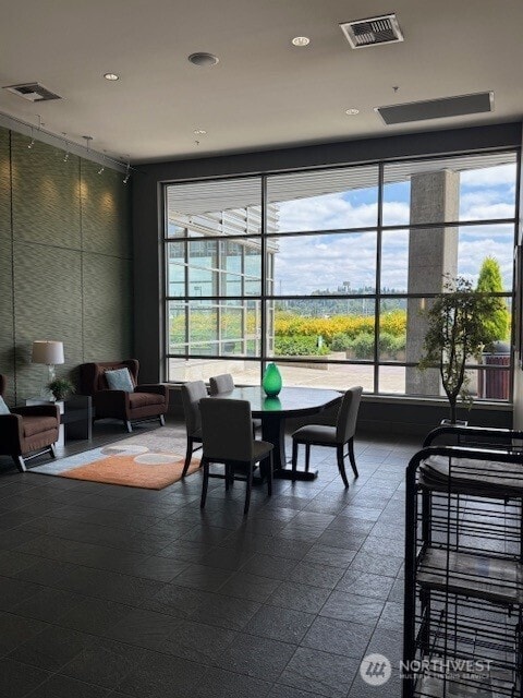 1515 Dock St Unit 210, Tacoma, WA 98402 - lobby with recessed lighting