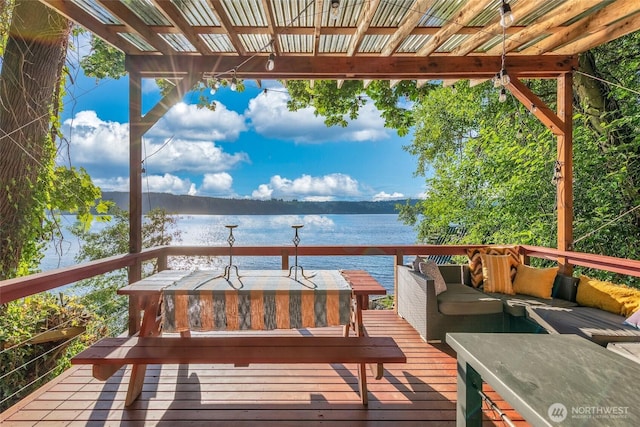 17447 Paige Ln SW, Vashon, WA 98070