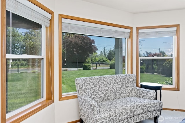4024RD E Caldwell, Edgewood, WA 98372 - living area with healthy amount of natural light