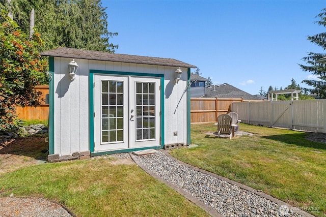 405 S Waugh Rd, Mount Vernon, WA 98274 - view of outdoor structure with a fenced backyard