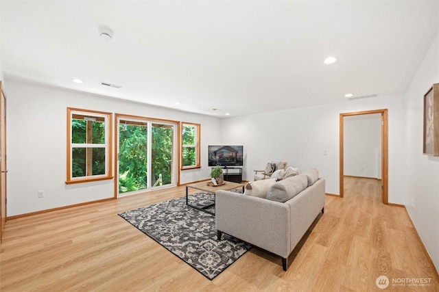 3204 30th St, Bellingham, WA 98225 - living area with light wood-style flooring and recessed lighting