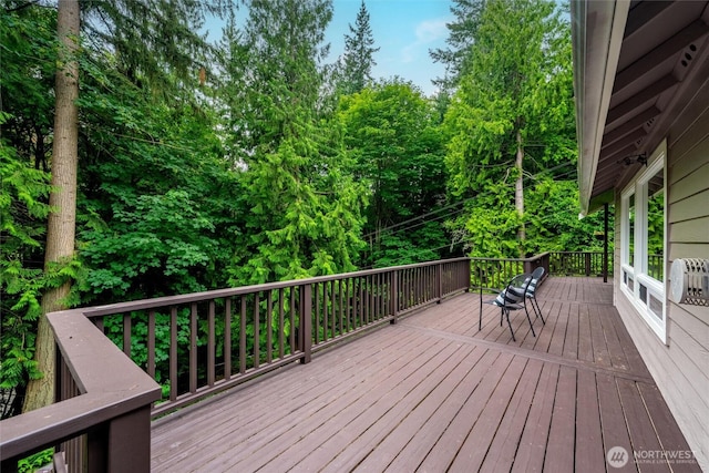 3204 30th St, Bellingham, WA 98225 - view of wooden terrace