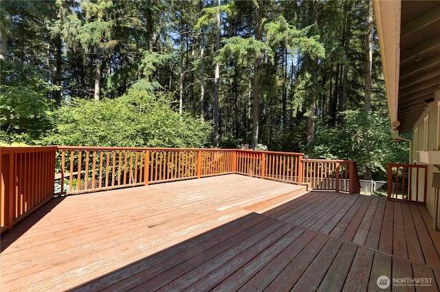 7511 Kittiwake Dr SE, Olympia, WA 98513 - view of wooden deck