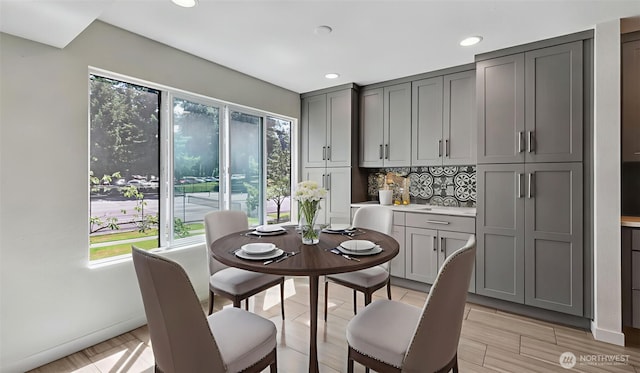 11021 Glen Acres Dr S Unit B, Seattle, WA 98168 - dining area with recessed lighting