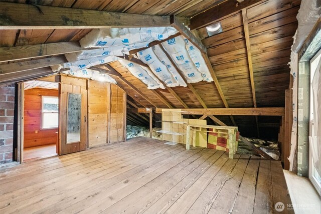 14326 Meridian Ave N, Seattle, WA 98133 - unfinished attic with an upstairs landing