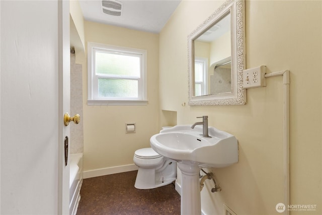 239 S 58th St, Tacoma, WA 98408 - full bathroom featuring toilet and baseboards
