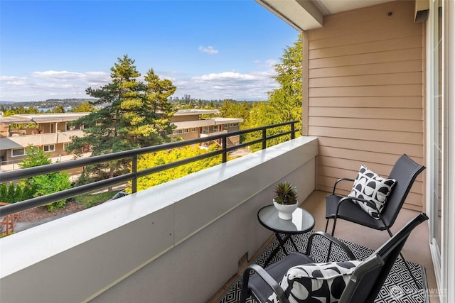 7549 SE 29th St Unit 305, Mercer Island, WA 98040 - view of balcony