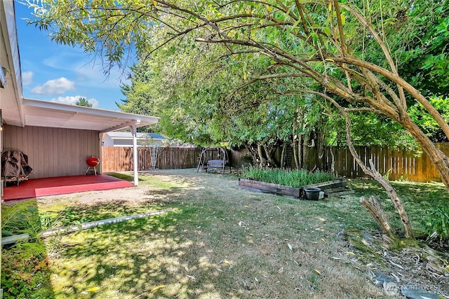 3738 S 189th Pl, Seatac, WA 98188 - fenced backyard featuring a deck