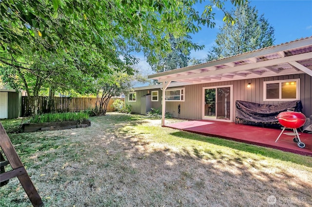 3738 S 189th Pl, Seatac, WA 98188 - back of property with a fenced backyard and a patio area