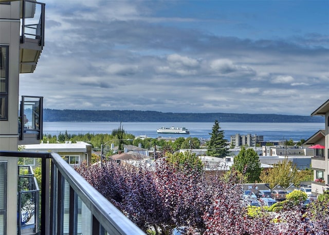 524 Maple St Unit 105, Edmonds, WA 98020 - water view