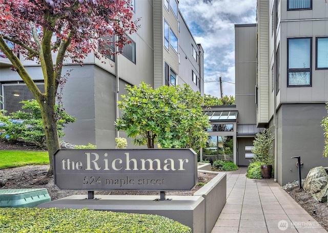 524 Maple St Unit 105, Edmonds, WA 98020 - view of community sign
