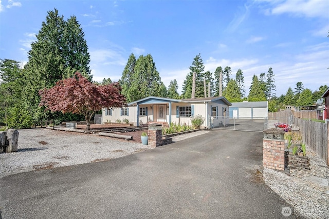 8265 Skeena Way, Blaine, WA 98230 - view of front of home featuring a detached garage