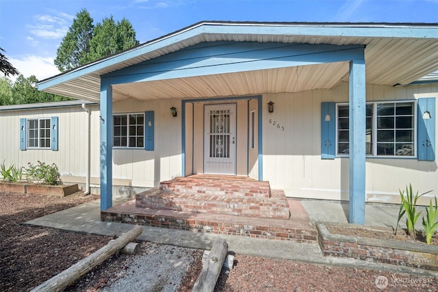 8265 Skeena Way, Blaine, WA 98230 - property entrance with a porch