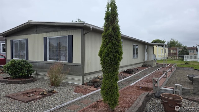 511 Leisure Cir, Aberdeen, WA 98520 - view of side of home
