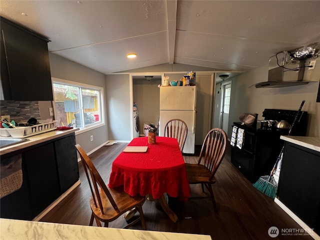 38 Hurd Rd Unit 34, Elma, WA 98541 - dining space featuring dark wood finished floors and washer / clothes dryer