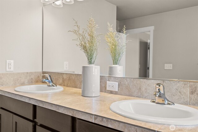 2846 Anna St NE, Lacey, WA 98516 - bathroom featuring double vanity