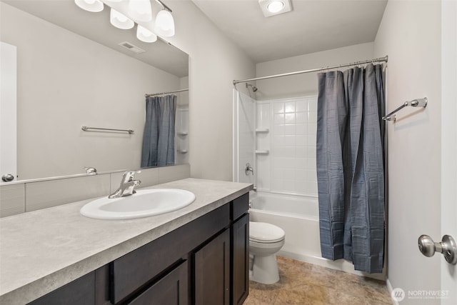 2846 Anna St NE, Lacey, WA 98516 - full bathroom featuring vanity and shower / tub combo