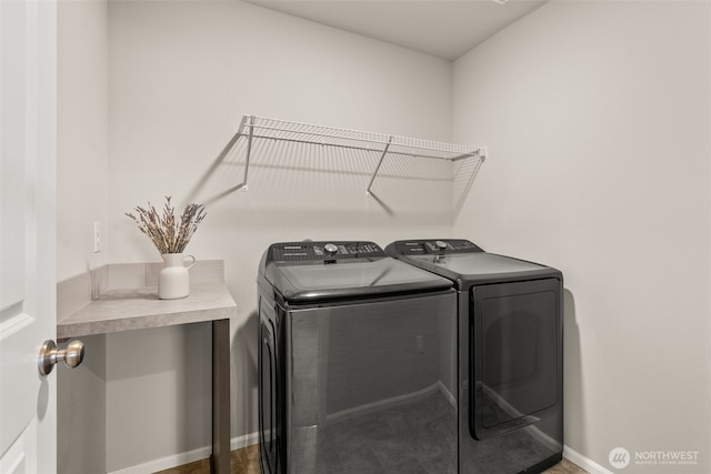 2846 Anna St NE, Lacey, WA 98516 - laundry area featuring washing machine and dryer and baseboards