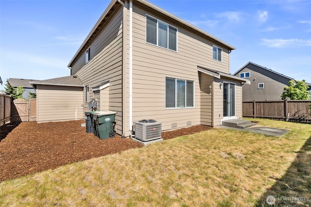 2846 Anna St NE, Lacey, WA 98516 - rear view of property with a fenced backyard