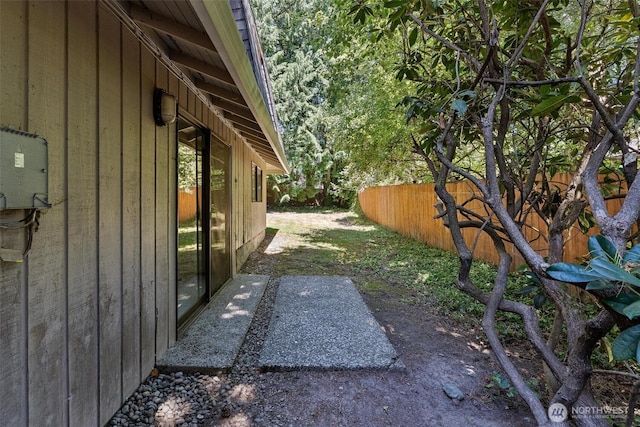 17726 NE 26th St, Redmond, WA 98052 - view of yard