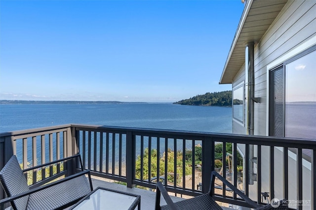 10212 SW 127th St, Vashon, WA 98070 - balcony featuring a water view