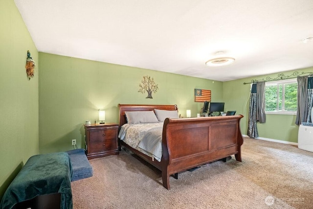 1315 Thomas St, Aberdeen, WA 98520 - carpeted bedroom featuring baseboards
