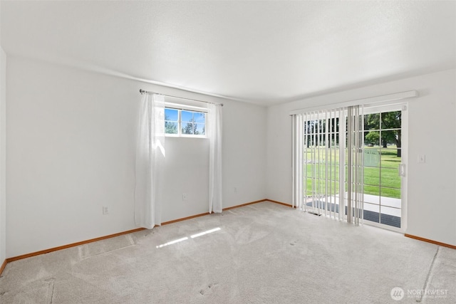 19214 Lakeview Dr, Soap Lake, WA 98851 - carpeted empty room with baseboards