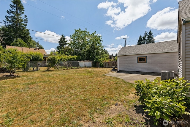 3154 Pear St SE, Olympia, WA 98501 - view of yard with a patio area