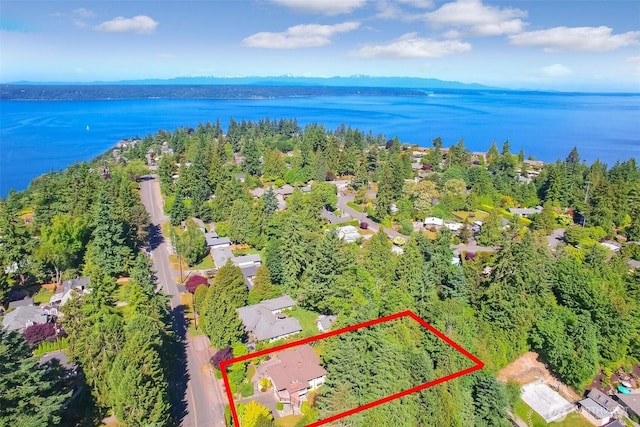2404 SW 170th St, Burien, WA 98166 - aerial overview of property's location with a nearby body of water and property parcel outlined