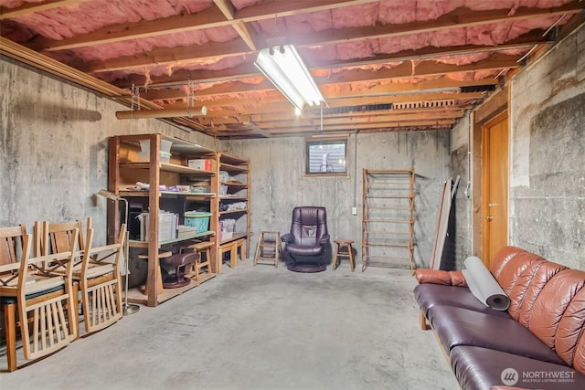2404 SW 170th St, Burien, WA 98166 - view of below grade area