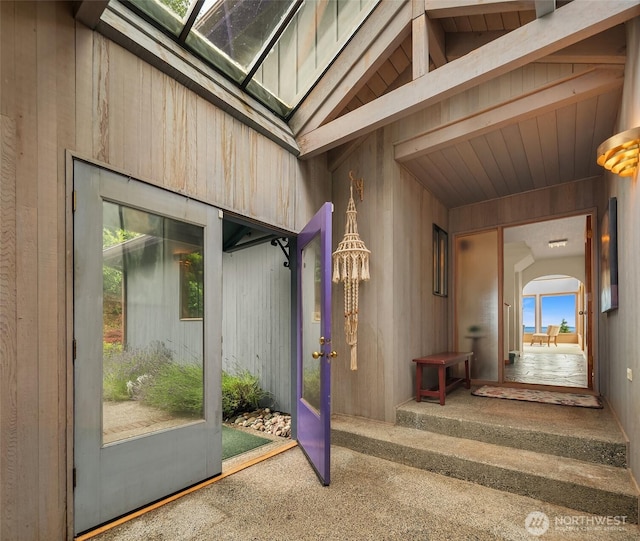 10634 SW Cowan Rd, Vashon, WA 98070 - entrance to property