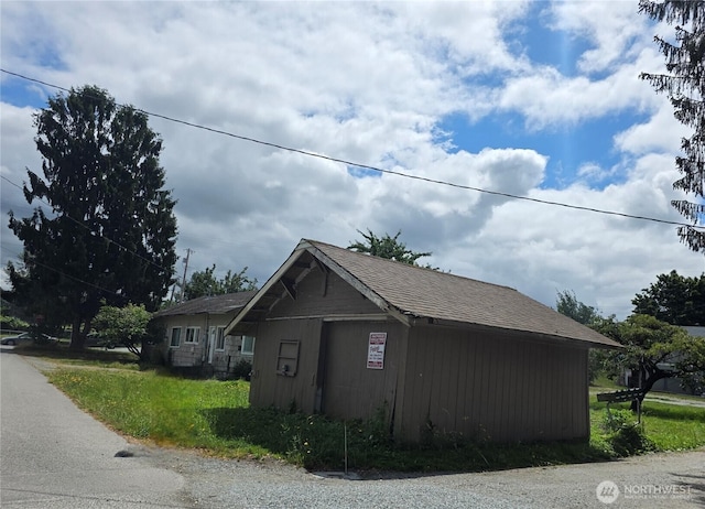 303 S Baker St, Mount Vernon, WA 98273 - view of side of property