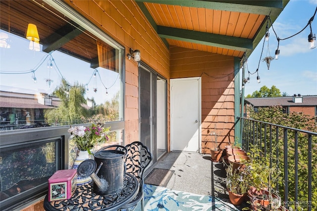 7310 N Skyview Ln Unit J-301, Tacoma, WA 98406 - view of balcony