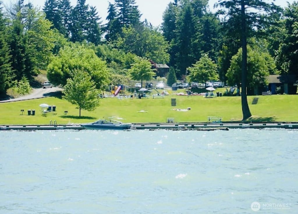 4606 W Tapps, Lake Tapps, WA 98391
