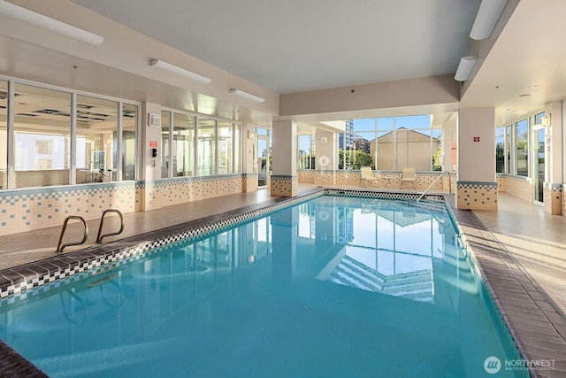 2600 2nd Ave Unit 2501, Seattle, WA 98121 - view of indoor pool