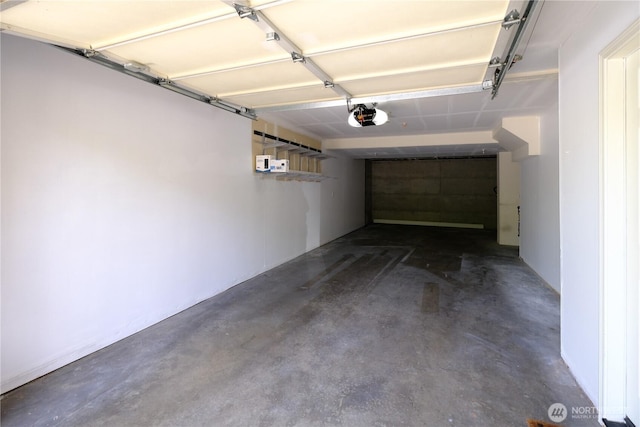 28710 S 34th Ave Unit B5, Auburn, WA 98001 - garage with a garage door opener
