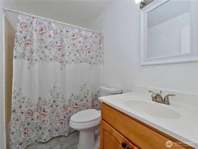 2716 S 256th Pl, Kent, WA 98032 - full bathroom with vanity, tile patterned floors, and a shower with shower curtain