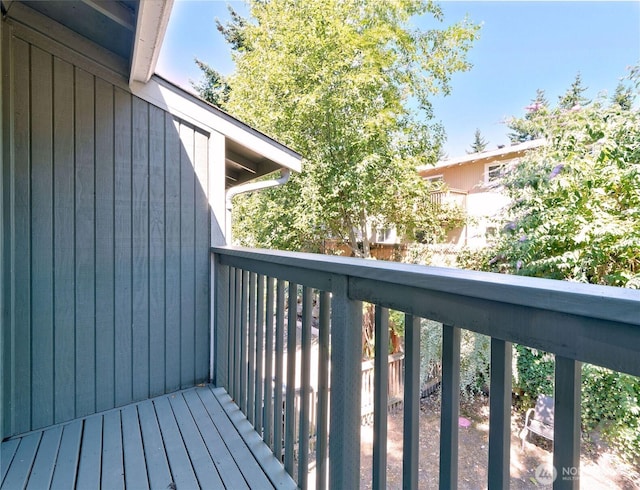 2716 S 256th Pl, Kent, WA 98032 - view of wooden deck