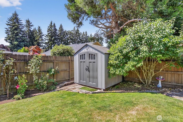 13019 NE 96th Way, Vancouver, WA 98682 - view of shed featuring a fenced backyard