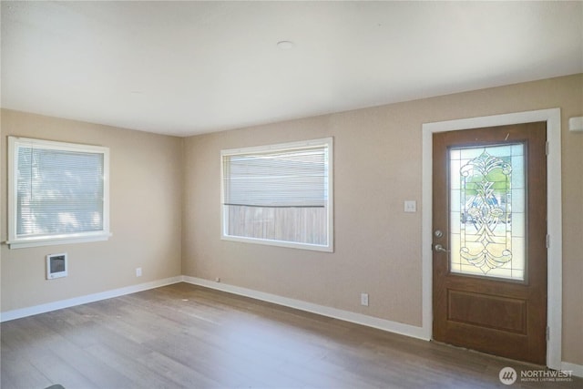837 NW Duffy St, Chehalis, WA 98532 - foyer with plenty of natural light and wood finished floors