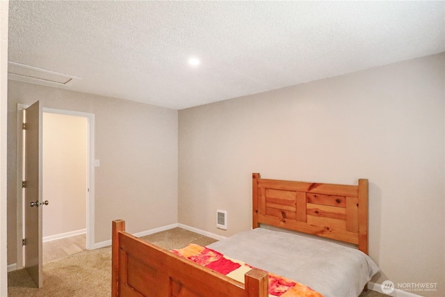 837 NW Duffy St, Chehalis, WA 98532 - bedroom featuring light colored carpet and a textured ceiling