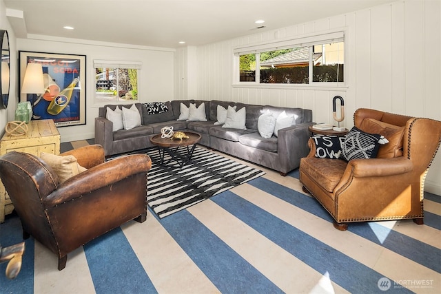 10261 NE 21st Pl, Bellevue, WA 98004 - living area featuring recessed lighting