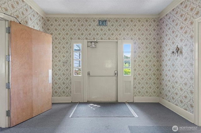 46372 E Main St, Concrete, WA 98237 - foyer featuring crown molding, wallpapered walls, and a textured ceiling