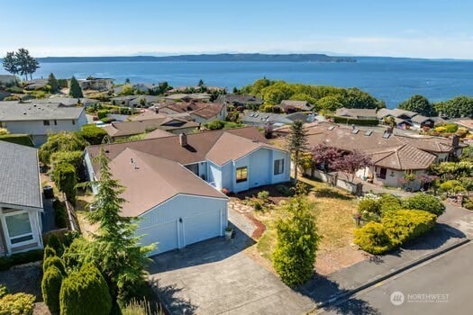 28635 11th Ave S, Federal Way, WA 98003 - aerial perspective of suburban area featuring a nearby body of water