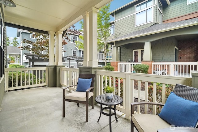 1899 NE Kenyon Ct, Issaquah, WA 98029 - view of porch