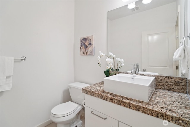 1899 NE Kenyon Ct, Issaquah, WA 98029 - half bathroom with vanity and toilet