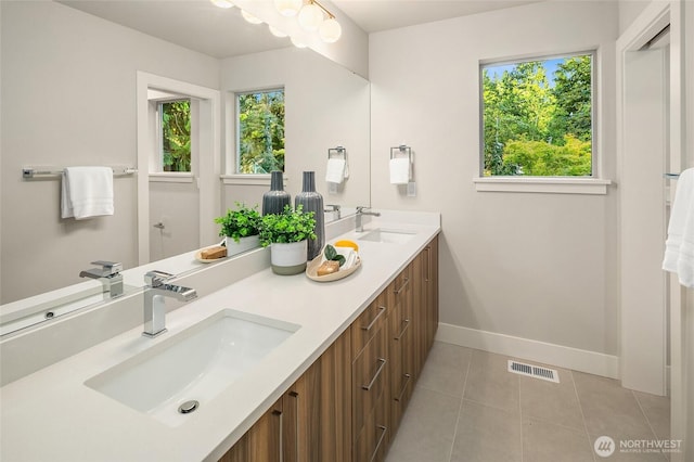 10915 126th Pl NE, Kirkland, WA 98033 - full bath with double vanity and tile patterned floors
